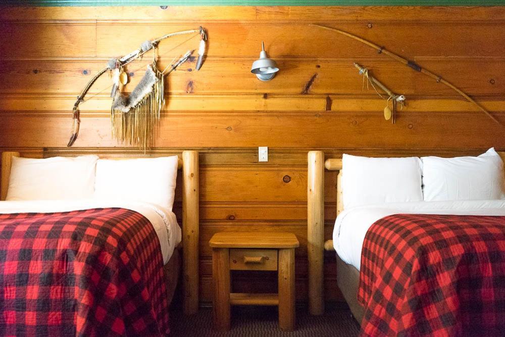 Shaver Lake Village Hotel Екстер'єр фото