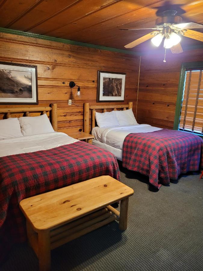 Shaver Lake Village Hotel Екстер'єр фото