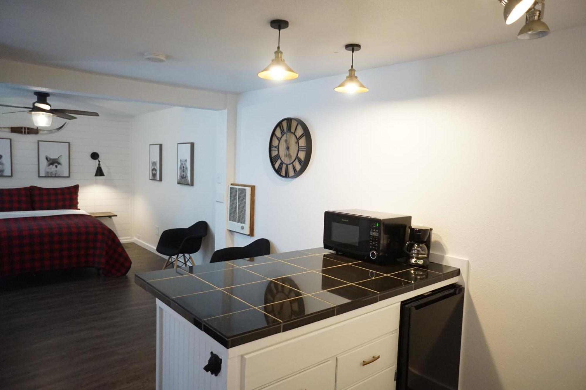 Shaver Lake Village Hotel Екстер'єр фото
