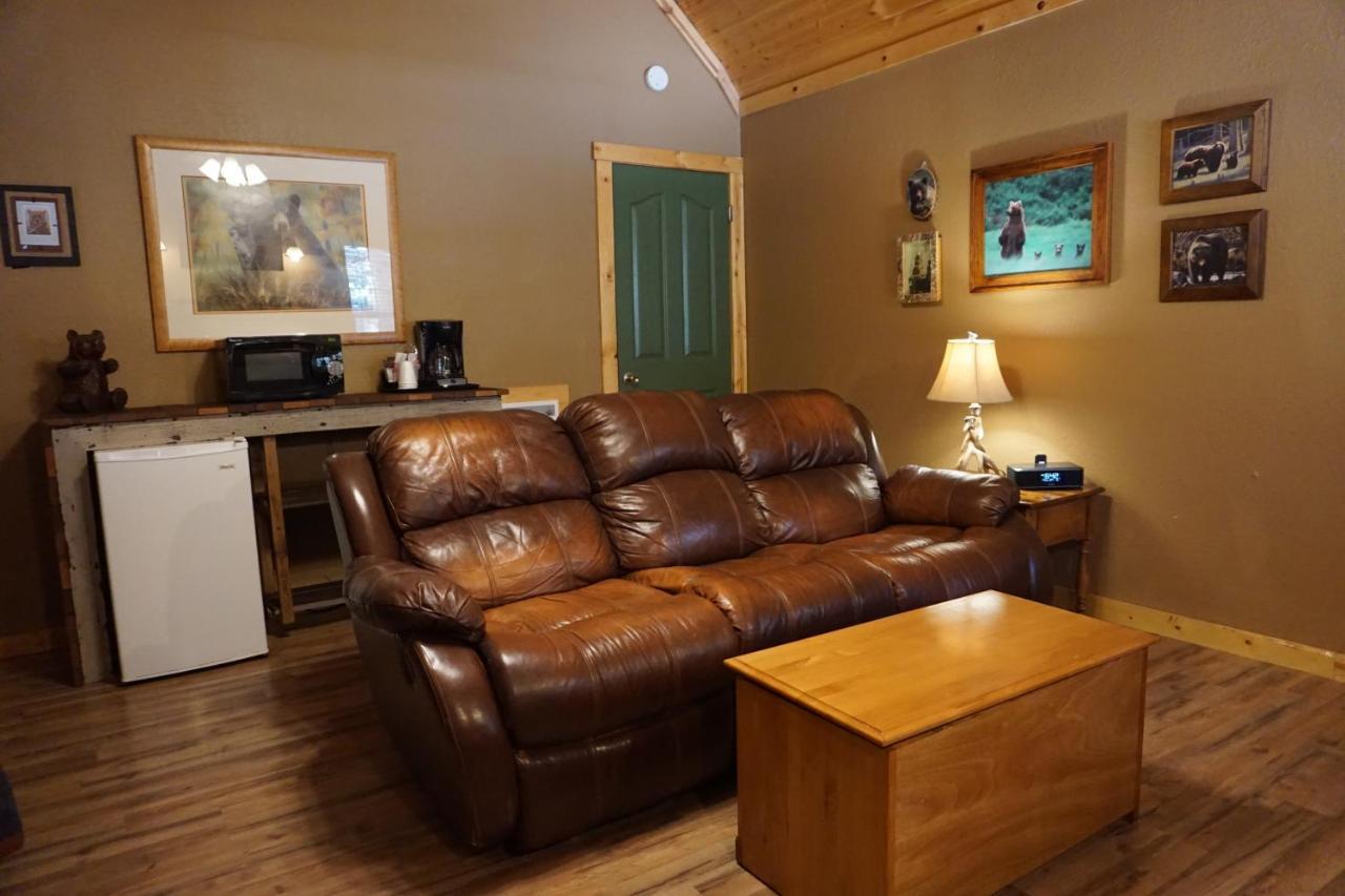 Shaver Lake Village Hotel Екстер'єр фото