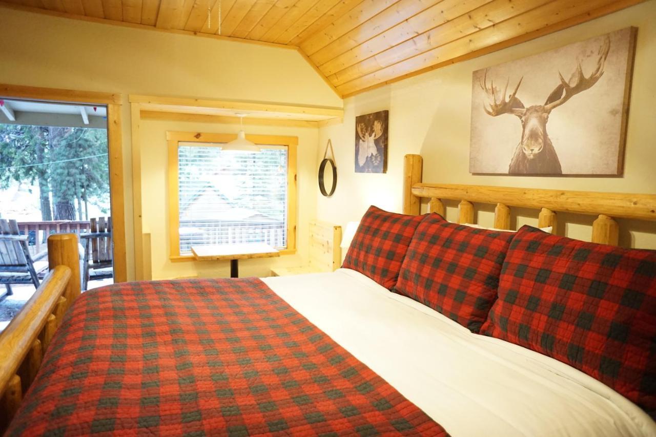 Shaver Lake Village Hotel Екстер'єр фото