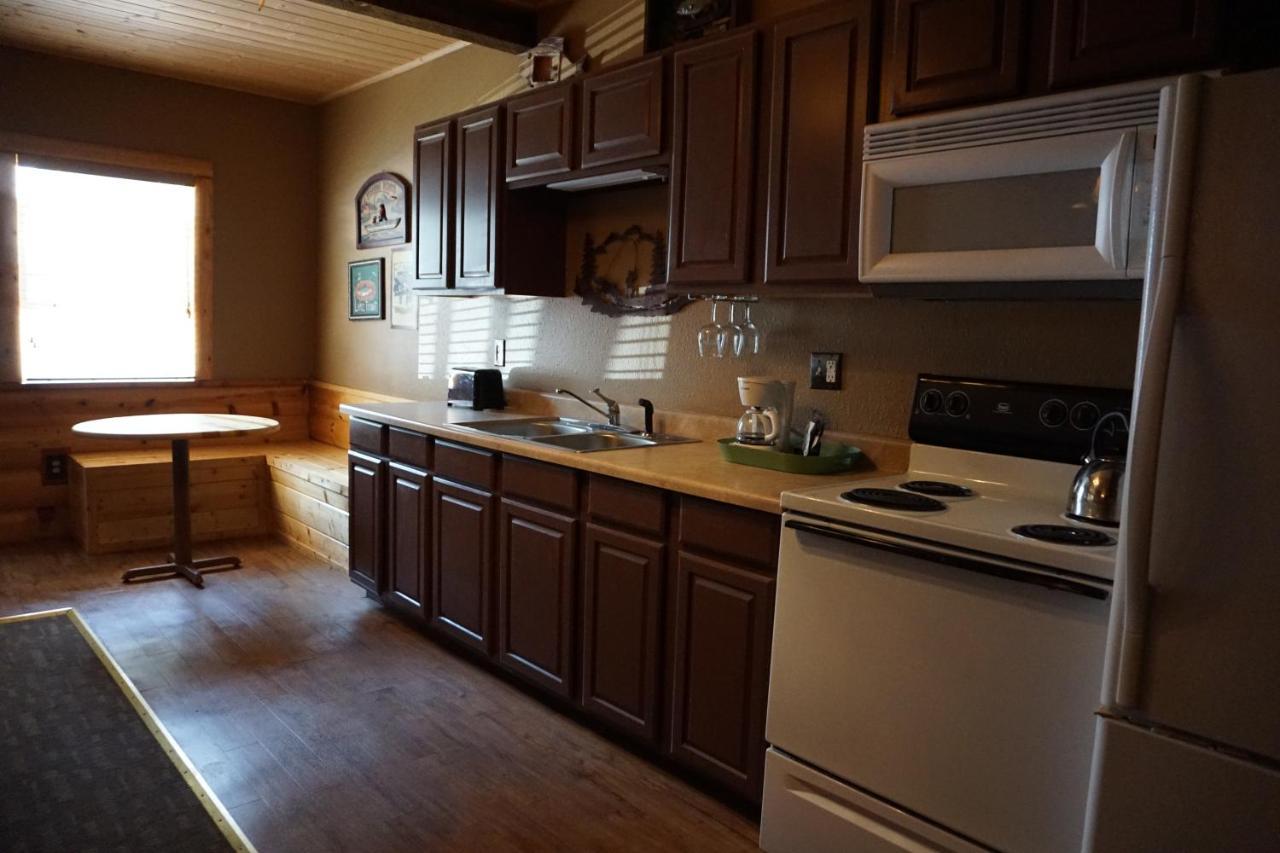 Shaver Lake Village Hotel Екстер'єр фото