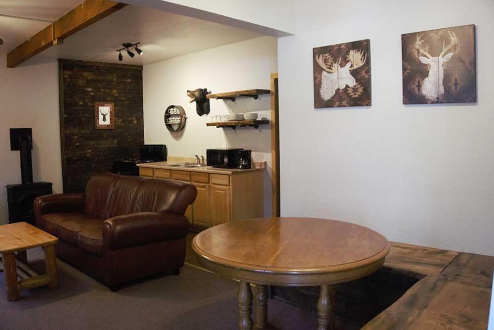 Shaver Lake Village Hotel Екстер'єр фото